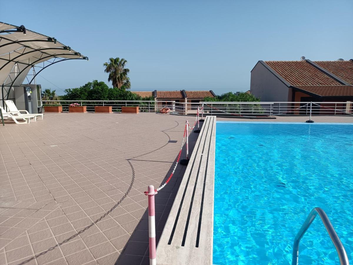 チェファルMagabu' - Swimming Pool And Free Parkingアパートメント エクステリア 写真